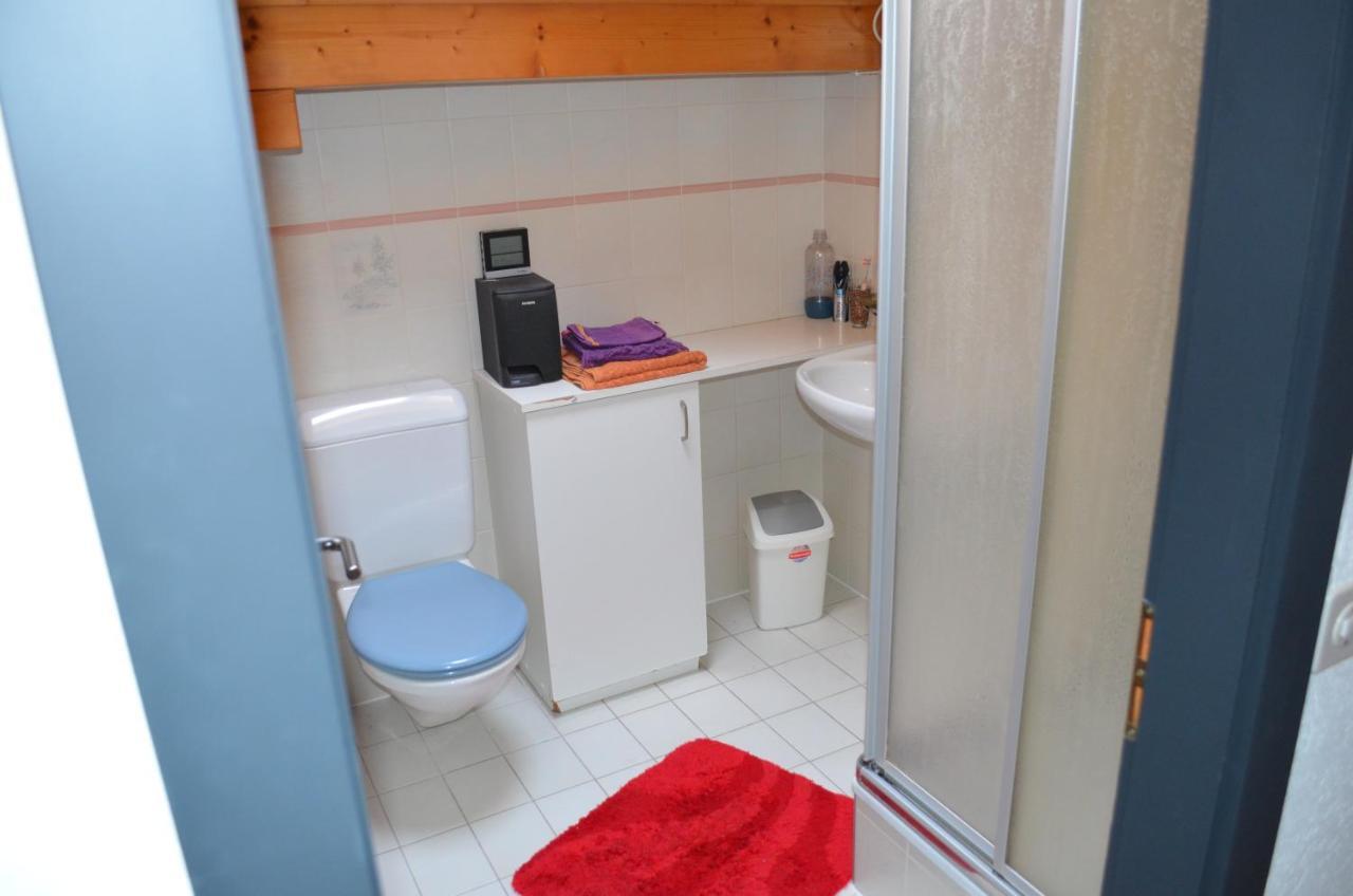 Logement chez l'habitant étage indépendant Grône Esterno foto